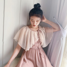 纯色网纱长裙，打造优雅小仙女范