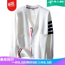 圓領(lǐng)鏤空上衣，穿出你的優(yōu)雅魅力