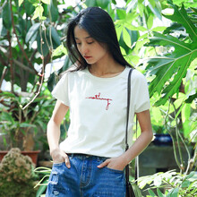 寬松印花短袖，讓你的少女心