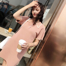 小身材大長(zhǎng)腿，純色連衣裙來(lái)助力