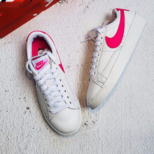 耐克（NIKE）板鞋AV9370-102/大logo 