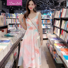 時尚吊帶裙，打造甜美小仙女