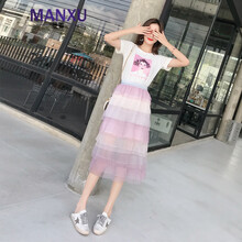 曼蓄（MANXU） 純色 印花，紗網(wǎng)，立體裝飾 連衣裙