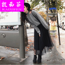 你選純色針織開(kāi)衫，做清爽小仙女