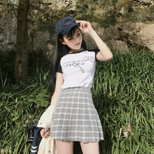 高腰半身短裙，打造浪漫女神
