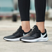 耐克（NIKE）跑步鞋AQ7497-001黑+白+深灰+金屬鉑金 