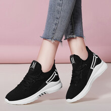 駱牛（LUONIU）跑步鞋歐98002-黑白 35，36，37，38，39，40