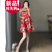 甜美女孩，你需要一款復(fù)古蕾絲裙