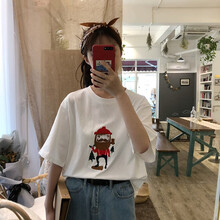 時尚印花短袖，穿出夏日好身材