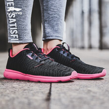 李寧（LI-NING）跑步鞋黑/鐵青灰/粉 35