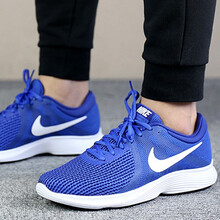 耐克（NIKE）跑步鞋908988-400 39