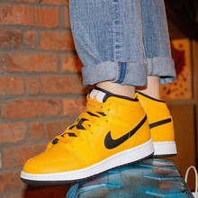 耐克（NIKE）籃球鞋空軍一號笑臉LOGO AV0742-100 38