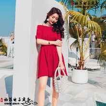 復(fù)古氣質(zhì)，純色連衣裙拯救你