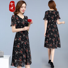 浪漫蕾絲裙，讓你打造優(yōu)雅女人味