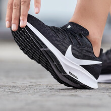 耐克（NIKE）跑步鞋AQ2203-002/飛馬36 Air zoom 42