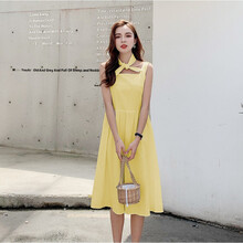 喇叭袖連衣裙，微胖女孩的福音