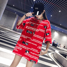 圓領(lǐng)短袖連衣裙，打造清爽少女風(fēng)