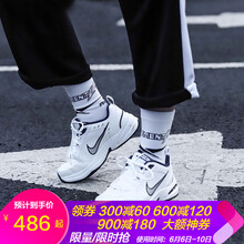 時(shí)尚系帶跑鞋，讓你舒適又透氣