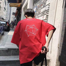 deciuhlae 短袖 男士T恤 人間喜劇-紅色 