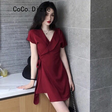 CoCo.Dizse 純色 3D，深V款，飄帶 連衣裙