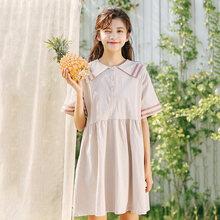 減齡小白裙，打造甜美女神