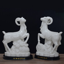 歐式大氣燭臺(tái)，讓客廳更有韻味