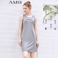 圓領(lǐng)連衣裙，微胖妹子的優(yōu)雅選擇