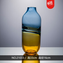 簡(jiǎn)約花瓶，讓你的客廳更浪漫