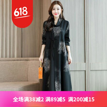 純色連衣裙，打造優(yōu)雅女神氣質(zhì)