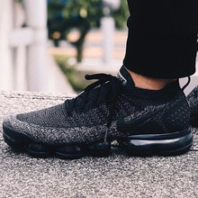 NIKE跑步鞋942842-012 42.5，41，42