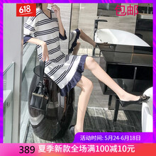 純色連衣裙，打造優(yōu)雅女人味！
