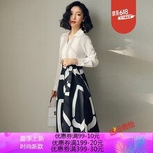 純色長裙，塑造優(yōu)雅女神