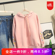 純色連衣裙，打造街頭潮男范