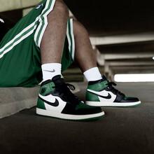 耐克（NIKE）籃球鞋555088-575441-302 黑綠腳趾高幫 