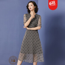 百變?cè)煨?，無(wú)袖連衣裙拯救你