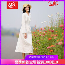 優(yōu)雅蕾絲長(zhǎng)裙，打造浪漫女神范