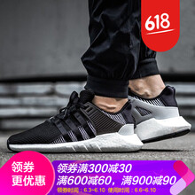 時(shí)尚系帶跑鞋，你的運(yùn)動(dòng)好伴侶