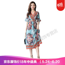 純色上衣，打造優(yōu)雅小仙女