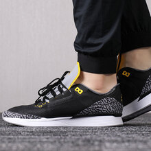 耐克（NIKE）跑步鞋黑白882410-005 39，40，43