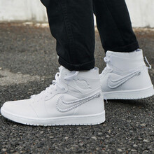 aj1代