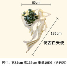 精致歐式燭臺(tái)，讓客廳變得更溫馨