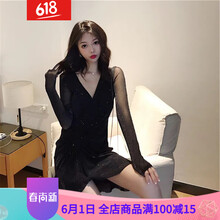 純色短裙，打造優(yōu)雅小仙女