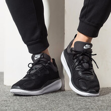 耐克（NIKE）跑步鞋908988-002/黑色 42
