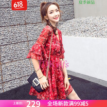 性感長裙，打造優(yōu)雅小臉