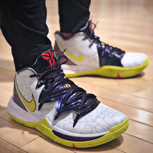 耐克（NIKE）籃球鞋AO2919-102(曼巴小丑） 