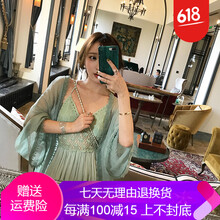 優(yōu)雅露肩裙，打造性感小仙女