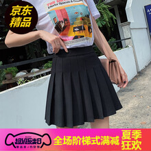 俏皮短裙，微胖妹子的小心機