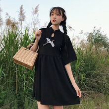 字母連衣裙，打造優(yōu)雅女神