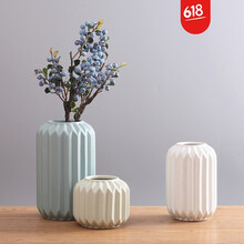 精致典雅擺件，讓客廳變得更溫馨