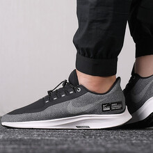 耐克（NIKE）跑步鞋AA1643-001 44，39，40.5，40，41，42